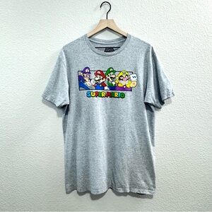 3/$20 Vintage Super Mario Bros Graphic T-shirt Nintendo 2021 Unisex Size L